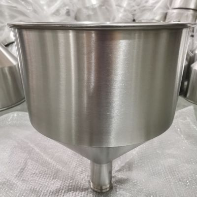 食品级啤酒不锈钢粉末料斗